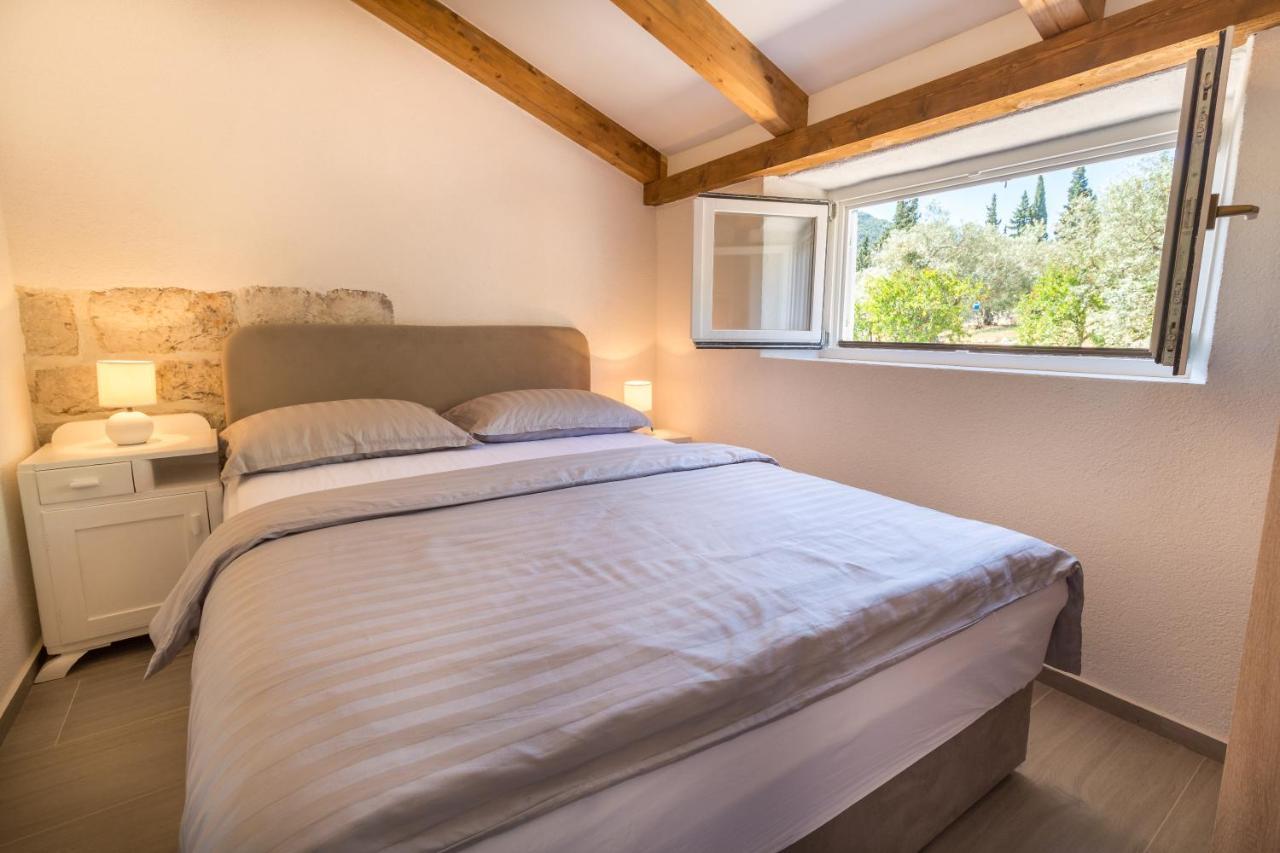Olive Garden Apartment Стон Екстер'єр фото